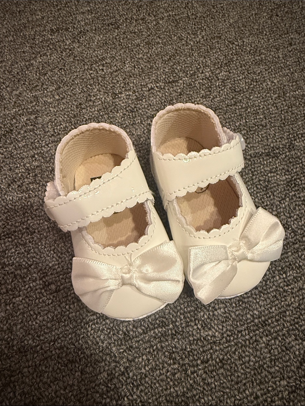 Toddler Mary Jane Bow Shoes in White